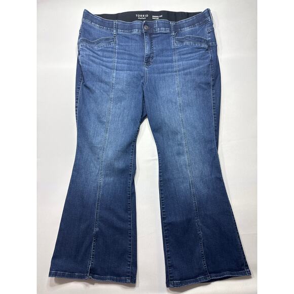 torrid Denim - Torrid Women's Bombshell Flare Super Soft Blue Denim Jeans - 26S (44x28.5)